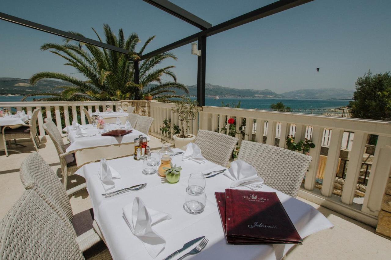Hotel Vila Tina Arbanija Εξωτερικό φωτογραφία